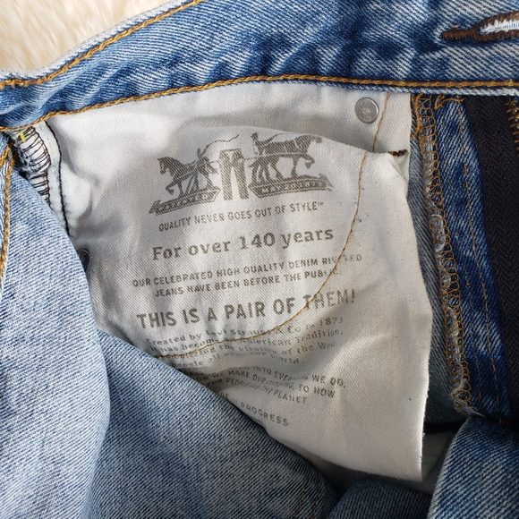 Levi's 505 Jeans - Picture 6 of 6